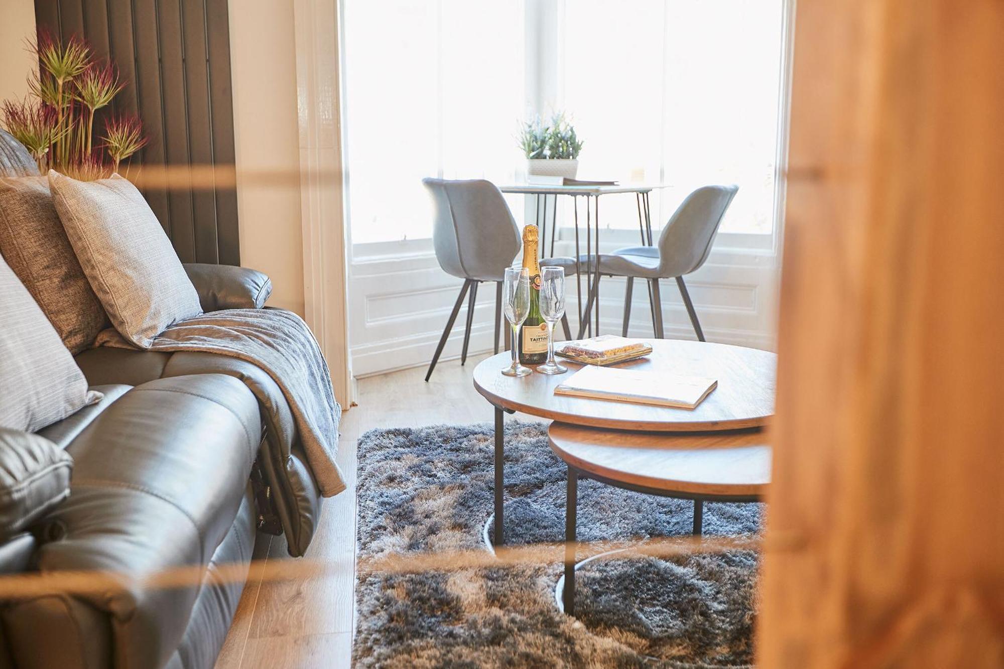 Ocean Pearl Apartment